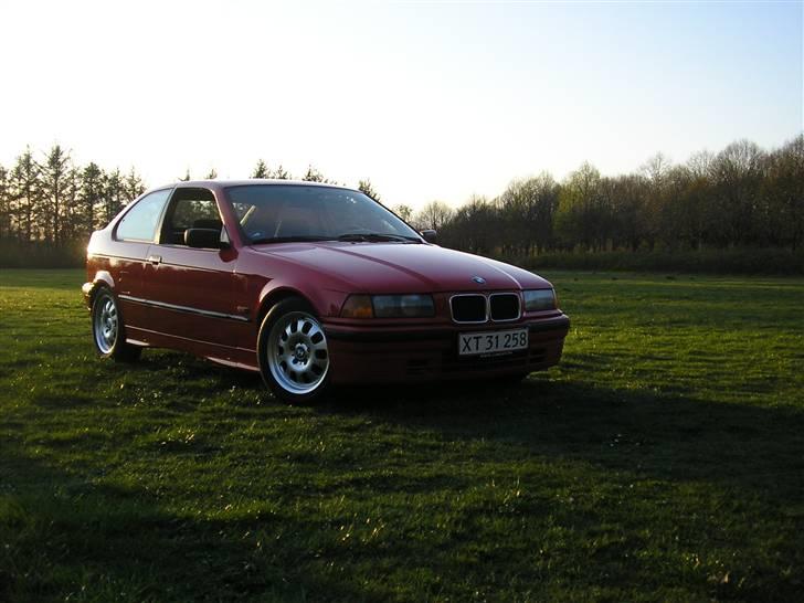 BMW 316i Compact billede 5