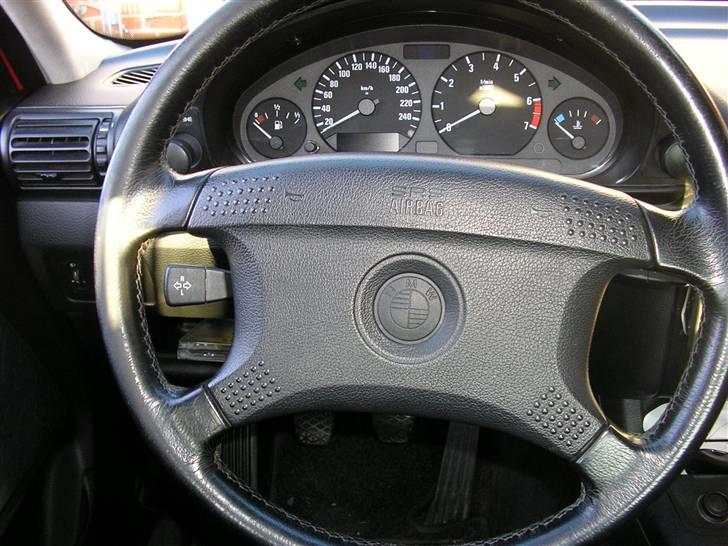 BMW 316i Compact billede 7