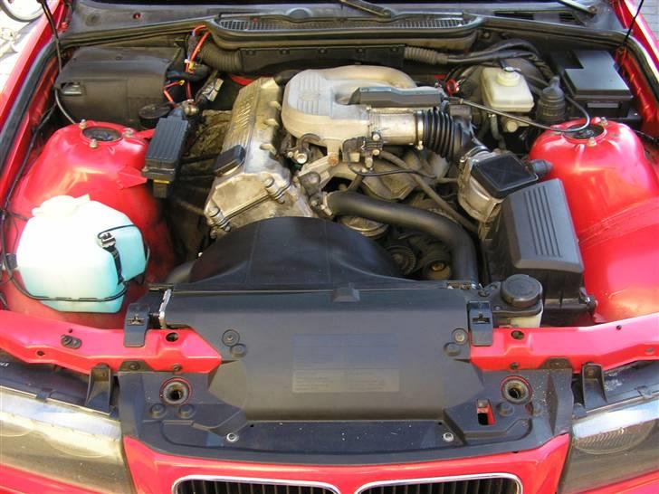 BMW 316i Compact billede 9