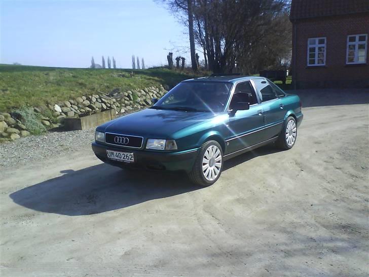 Audi 80 solgt d.3/9 billede 1