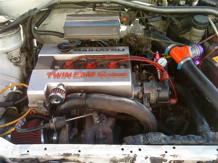 Daihatsu charade GTti turbo-BYTTET billede 8