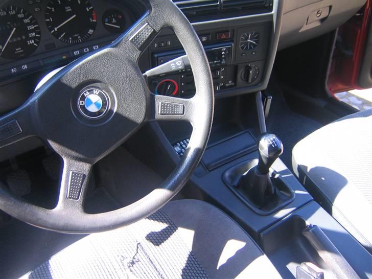 BMW 316i (E30) billede 5