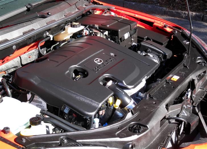 Mazda 3 DE Inclusive (Solgt) - Her er så powerplant, flyver uden at ose og bruge. billede 12