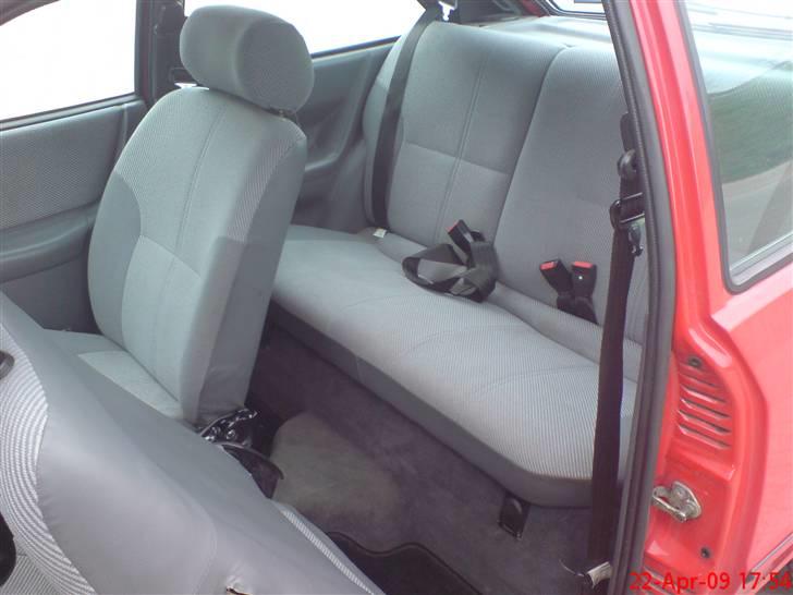 Ford Escort 1,6 Savoy SOLGT billede 8