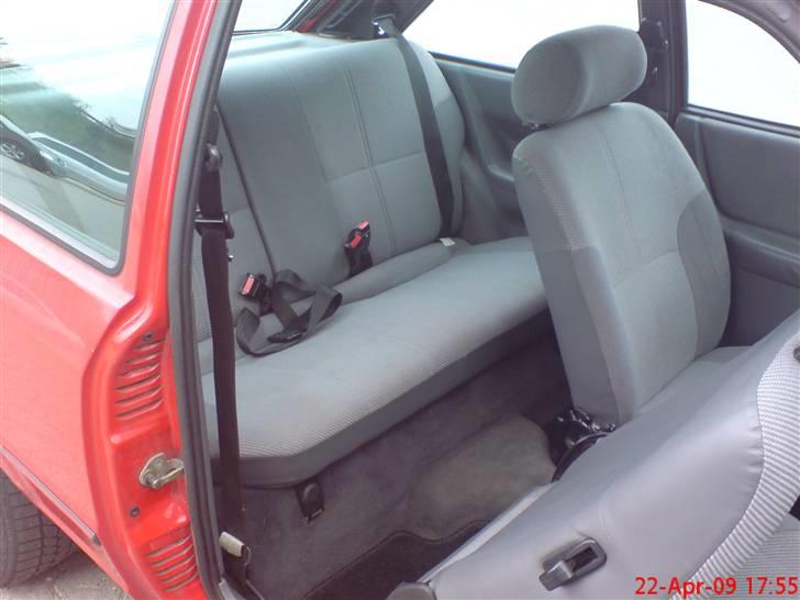 Ford Escort 1,6 Savoy SOLGT billede 10