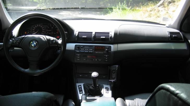 BMW 328i - Lånt af Bilimport billede 8