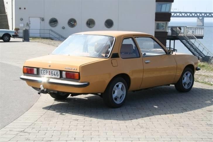 Opel Ascona 1,6S billede 13