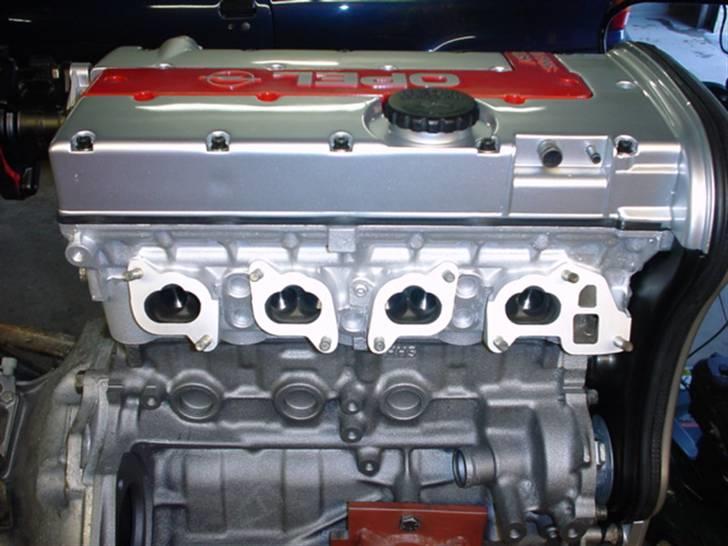 Opel Calibra - den nye motor billede 4