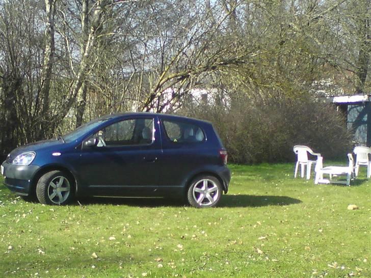 Toyota Yaris solgt billede 8