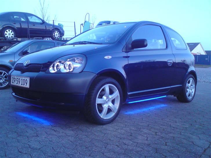 Toyota Yaris solgt billede 9