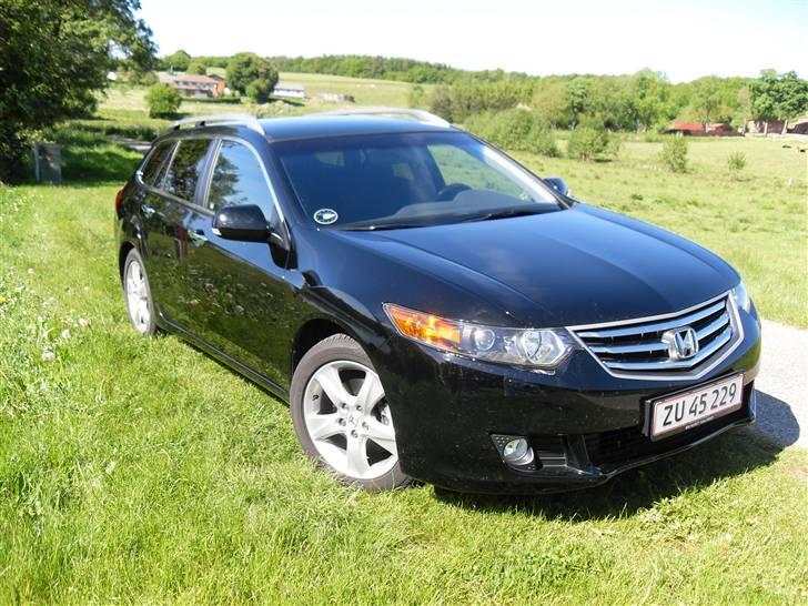 Honda Accord  2.0i Elegance  billede 1