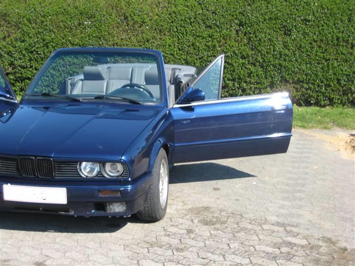 BMW 320i billede 4