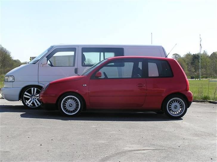 VW Transporter SOLGT - Sammen med lillesøsteren, Lupo billede 9