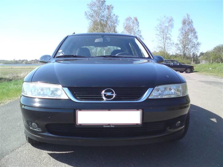 Opel Vectra B - Total skadet billede 3