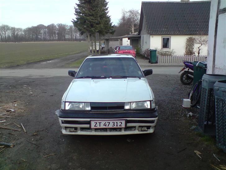 Nissan Sunny Coupé GTI SOLGT billede 1