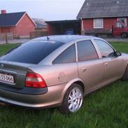 Opel Vectra B --SOLGT--