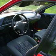 Mazda 323 BG TOTAL SKADET !