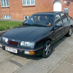 Ford Sierra 2.3 v6 5d ghia død