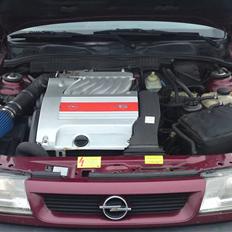 Opel vectra 2,5v6