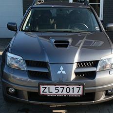Mitsubishi Outlander 2.0 Turbo 4WD