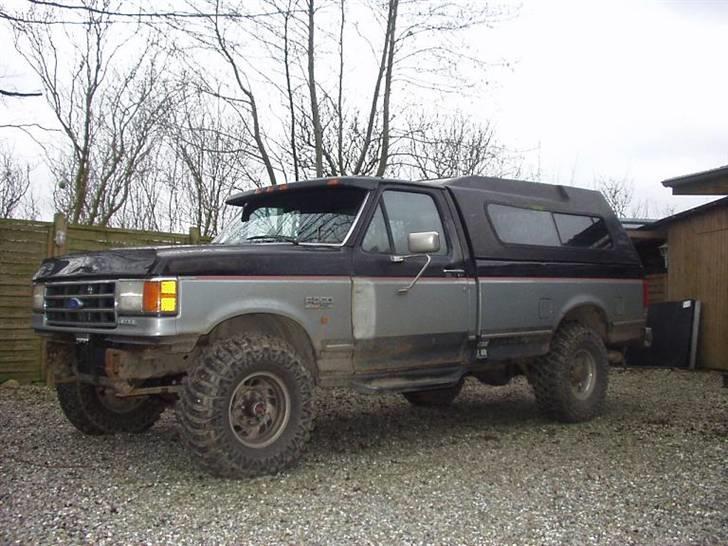 Amerikaner Ford F-250 XLT Lariat 4X4 billede 2