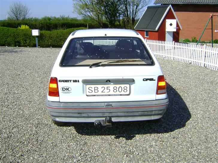 Opel Kadett E DØD billede 4