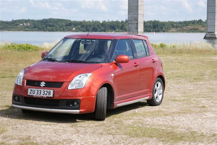 Suzuki Swift GLS 1,5 billede 2