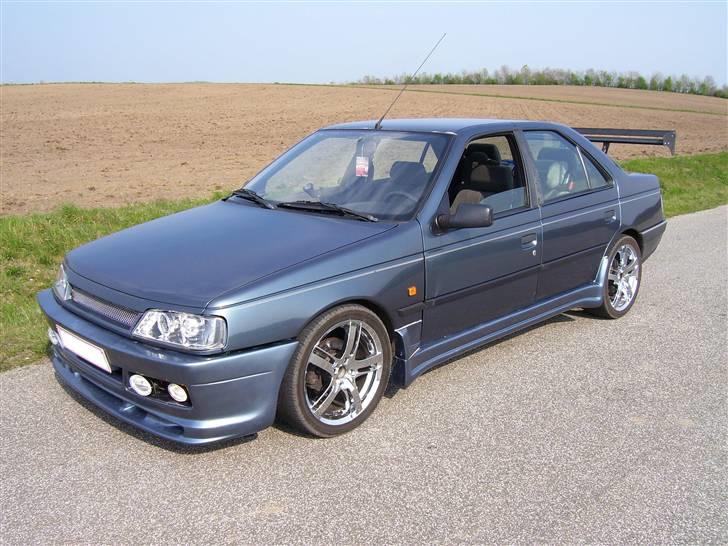 Peugeot 405 billede 1