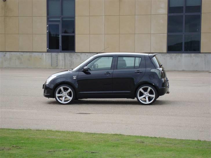 Suzuki Swift billede 1