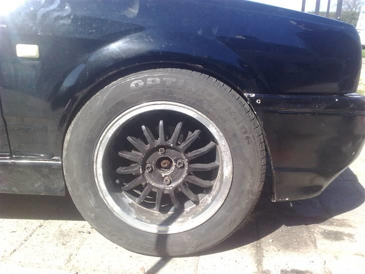 VW Polo Coupe SOLGT - de dæk er vist lige store nok hehe billede 11