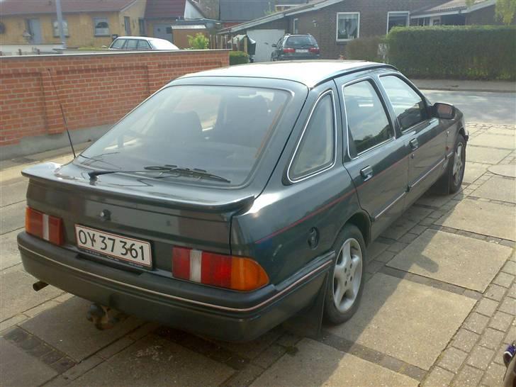 Ford Sierra 2.3 v6 5d ghia død billede 4