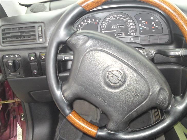 Opel vectra 2,5v6 billede 5