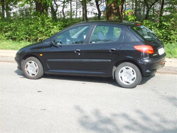 Peugeot 206 xr  SOLGT! billede 1