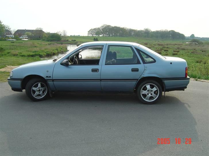 Opel vectra *SOLGT* billede 6