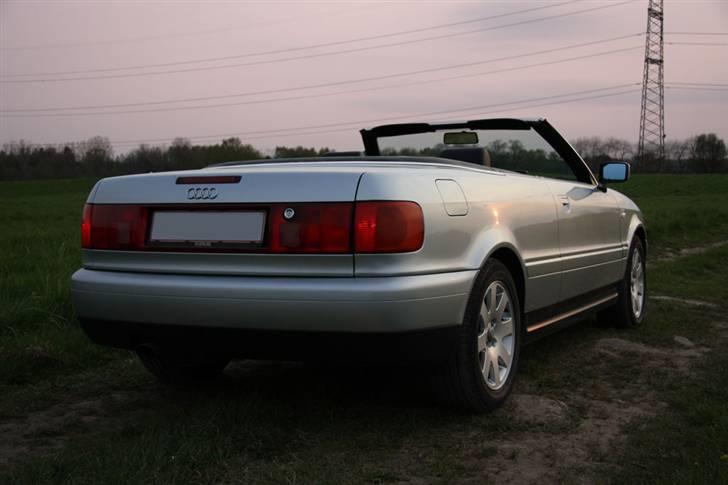 Audi 80 Cabriolet *solgt* - Fangede lige en flot aftenhimmel billede 2