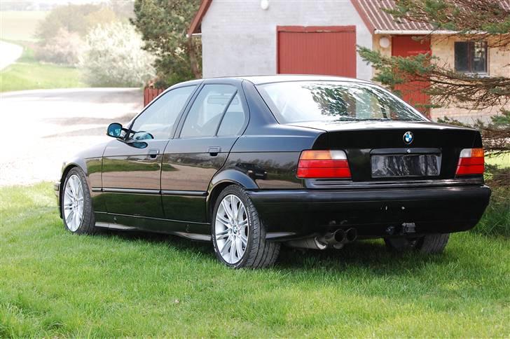 BMW 320i billede 10