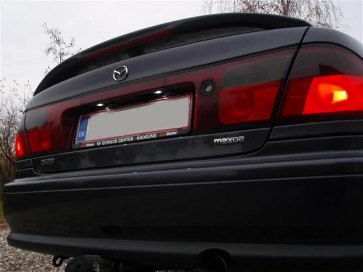 Mazda 323 BA Sedan 1,5 GLX - Xenon SMD dioder i Nummerplade lys. billede 8