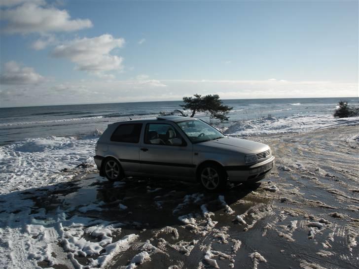 VW golf 3  - det var sgu koldt den dag :P billede 4