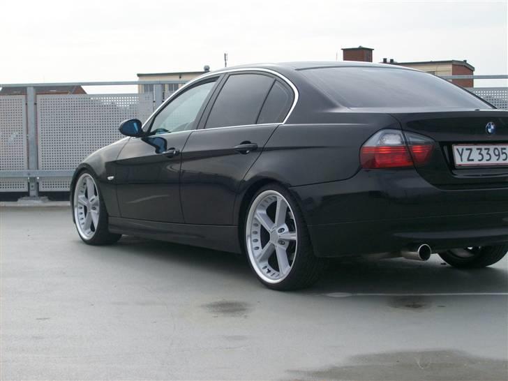 BMW 320 E90 billede 5