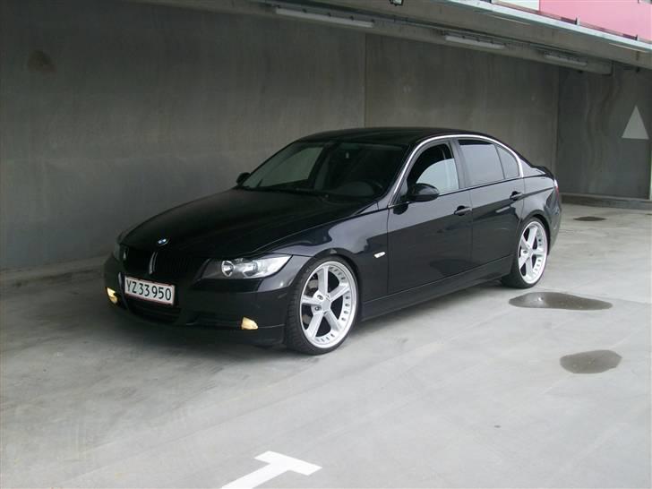 BMW 320 E90 billede 9