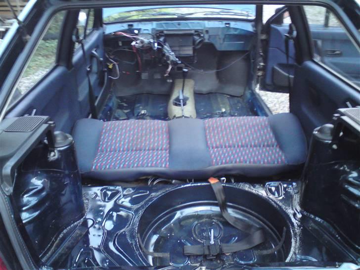 VW Polo coupe Solgt. - klar til noget lyd. billede 8