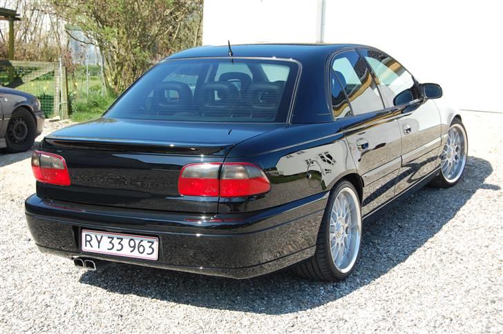 Opel Omega B MV6 (solgt) billede 2