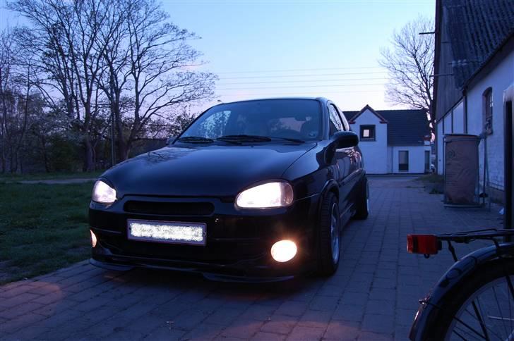 Opel corsa b billede 2