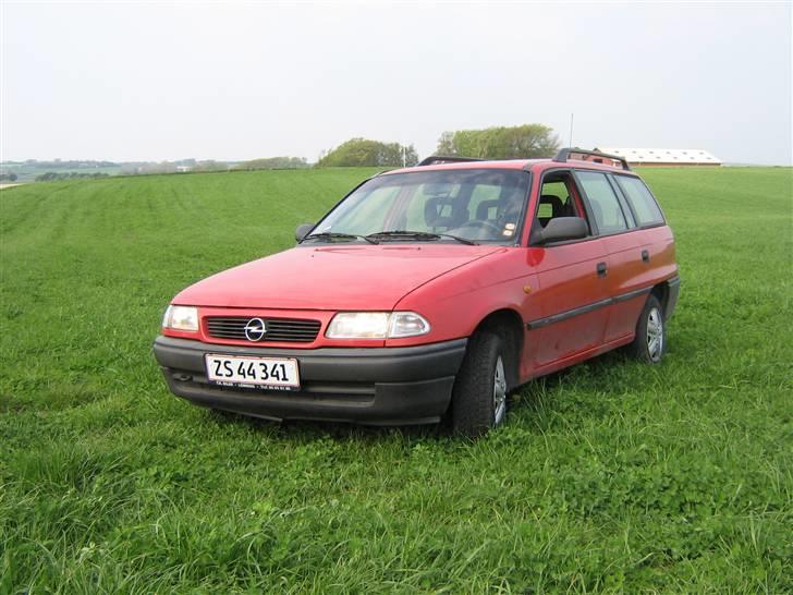 Opel Astra F 1,6i Caravan billede 2