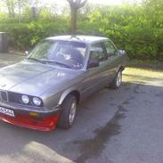 BMW 320i (SOLGT)