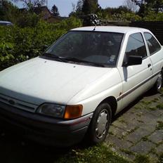 Ford Escort 1,6 clx *solgt*