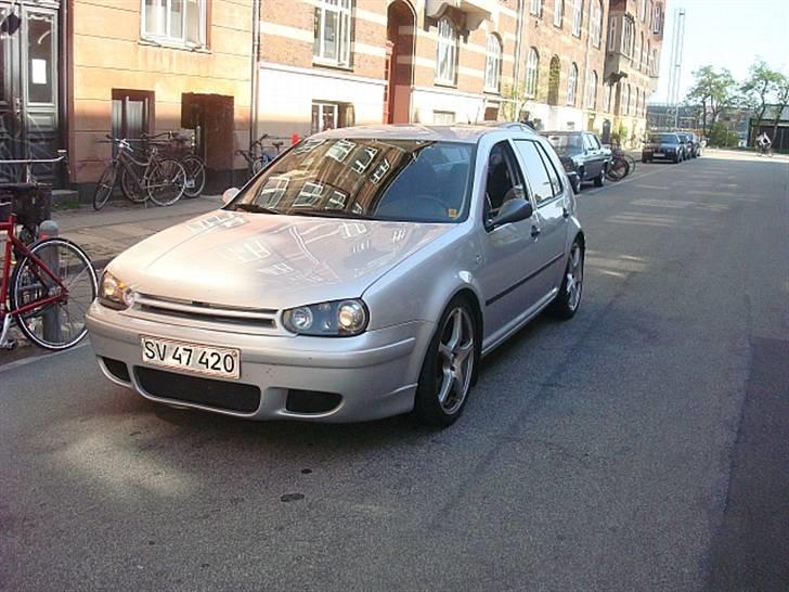 VW Golf 4 1.8 SOLGT!!! billede 2