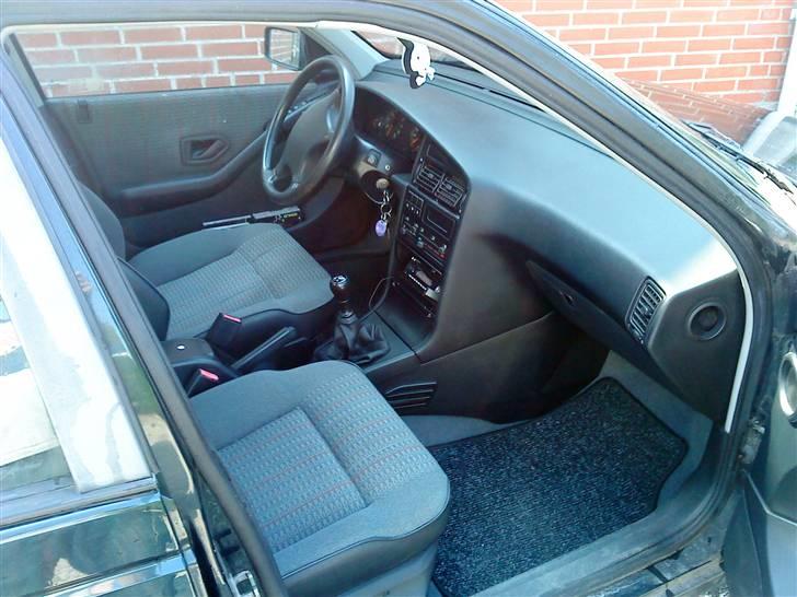 Peugeot 405 Style (*Solgt*) - inside foran billede 14