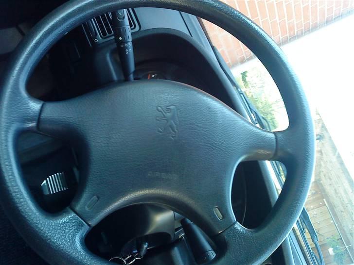 Peugeot 405 Style (*Solgt*) - Ja den skal jo være der :) billede 16