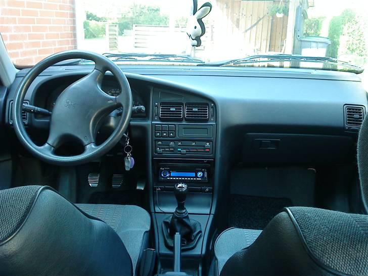 Peugeot 405 Style (*Solgt*) - fra bagsædet :) billede 20